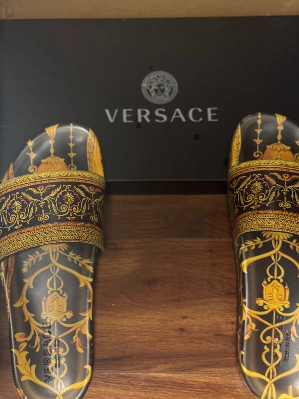 Versace slide